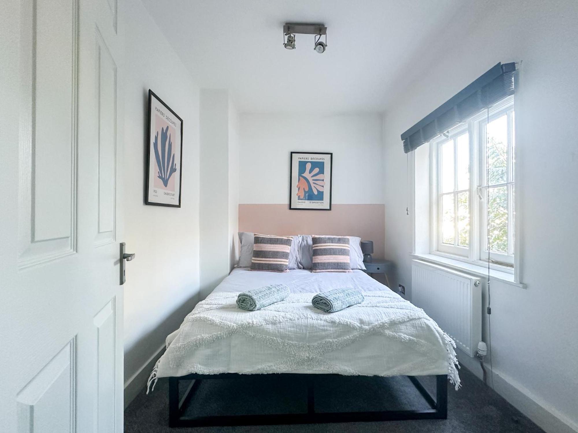 Stylish & Spacious City Centre 3-Bedroom Townhouse - Sleeps 6 Canterbury Exterior photo